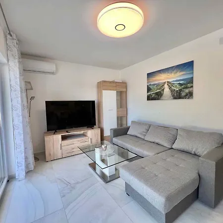 With Pool 45802 Vila Bribir (Primorje-Gorski Kotar)