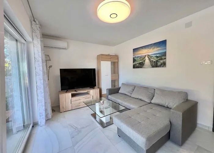 With Pool 45802 Vila Bribir (Primorje-Gorski Kotar)