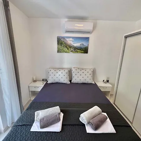 With Pool 45802 Villa Bribir (Primorje-Gorski Kotar)